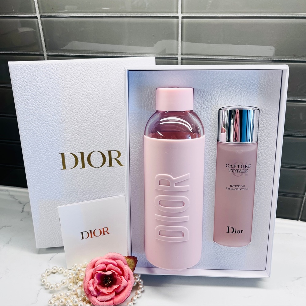 NIB Dior Pink Water Bottle Capture Totale Intensive Essence Lotion 5oz Set New